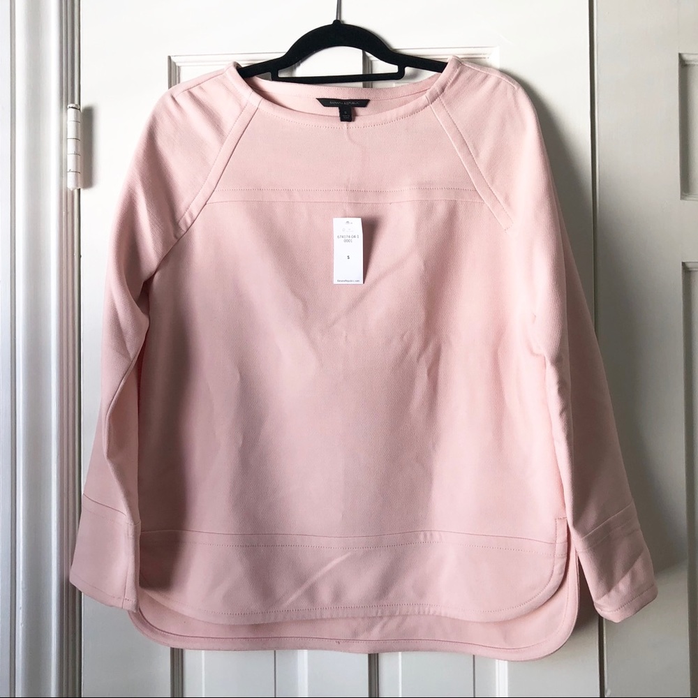 Banana republic light pink boatneck top
